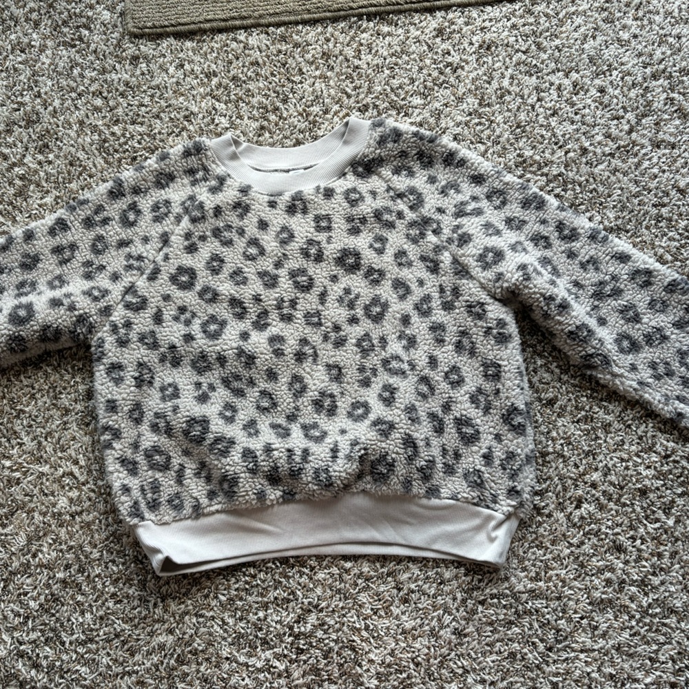Old Navy Sherpa sweatshirt
